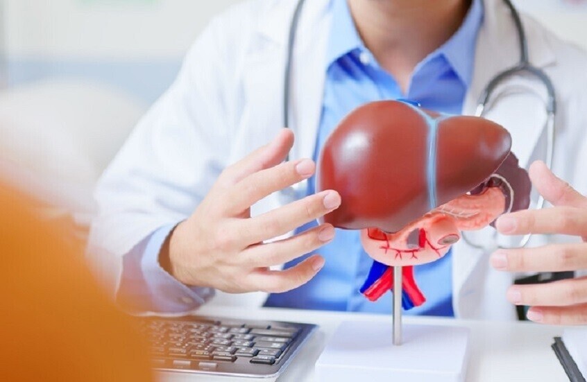 اكتشاف علاقة بين فقدان العضلات لدى كبار السن والإصابة بتليف الكبد