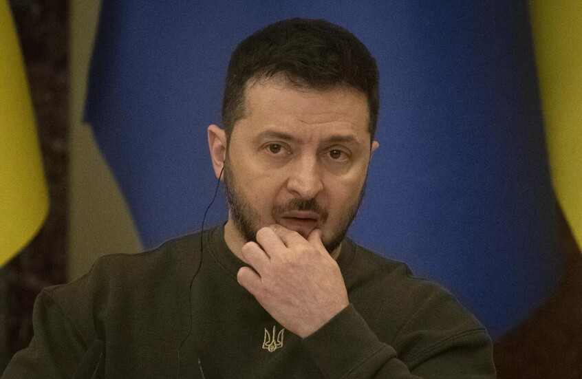زيلينسكي: سأقبل "بكل سرور" أسلحة نووية من بريطانيا وفرنسا