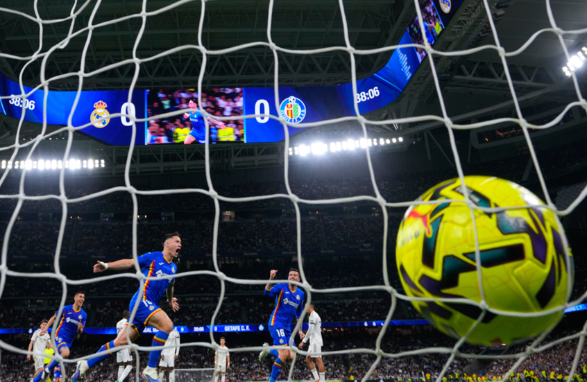 خيتافي يسقط ريال مدريد في عقر داره