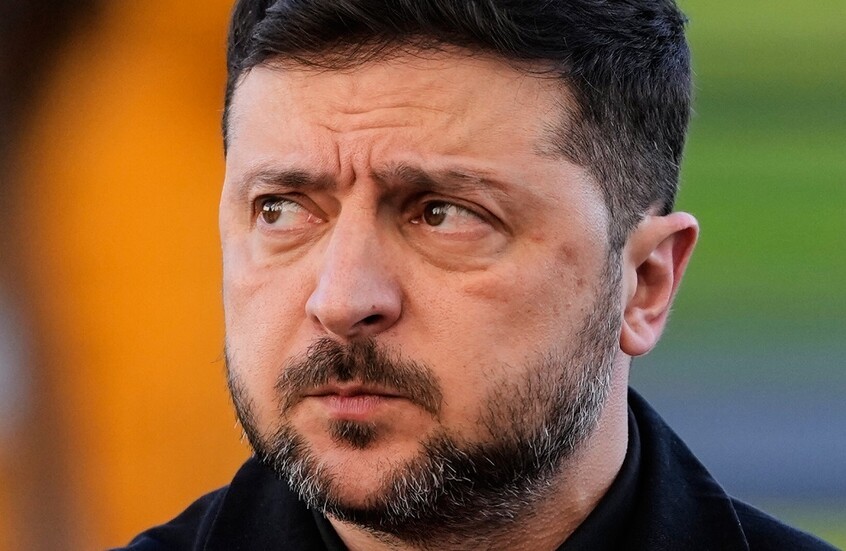 ما سبب إرسال زيلينسكي خبراء أوكرانيين إلى الشرق الأوسط؟