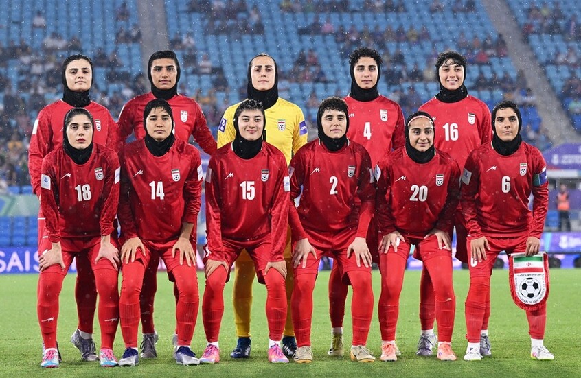 بعد "هروب" بعضهن.. ترامب يعلق على أزمة لاعبات إيران عقب تعرضهن لاتهامات بالخيانة