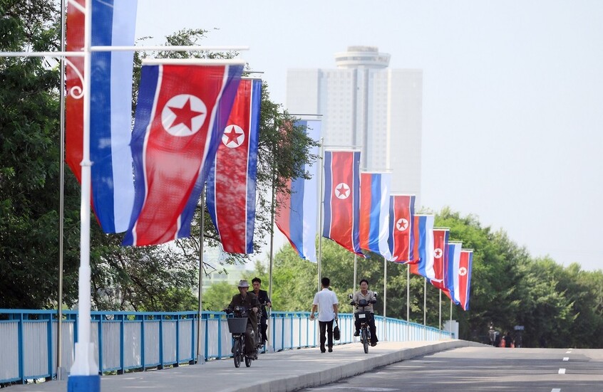 كوريا الشمالية تجري تجربة إطلاق لصواريخ مجنحة استراتيجية من مدمرة بحرية