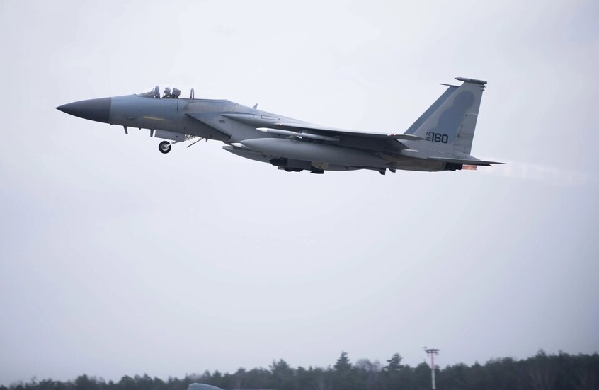 نائب القائد العام للحرس الثوري: أسقطنا مقاتلة أمريكية من طراز F15 في جنوب طهران (فيديو)