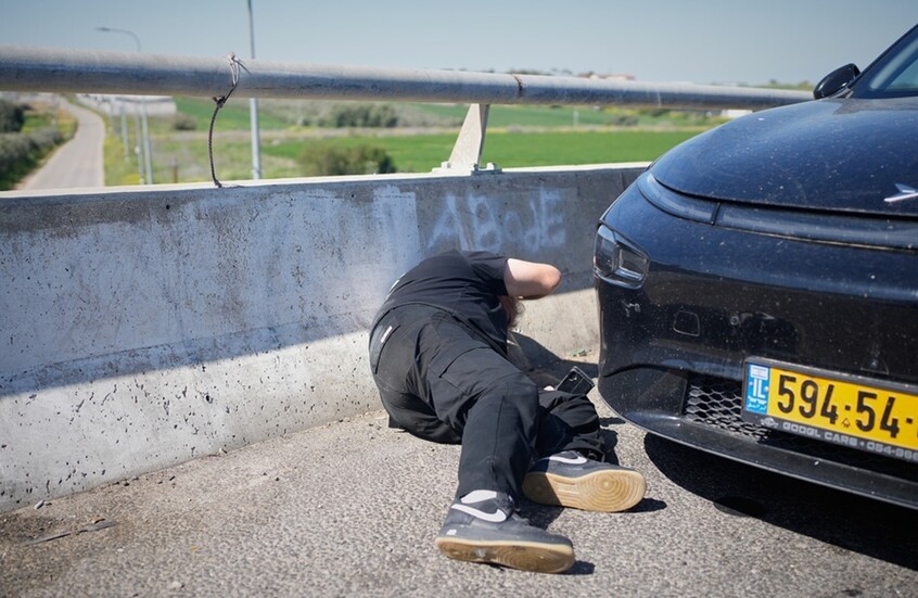 الجيش الإسرائيلي يعلن رصد صواريخ إيرانية تستهدف أراضيه ويفعل منظومات الدفاع الجوي