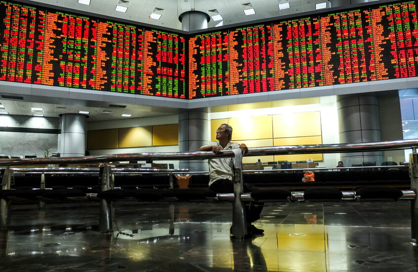 هبوط أسواق آسيا مع تبادل تهديدات البنى التحتية بين واشنطن وطهران