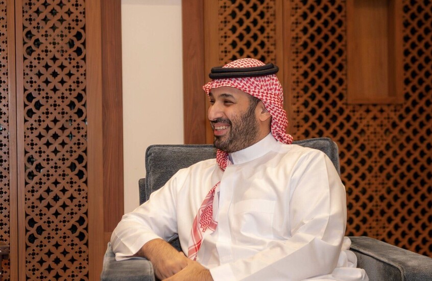 ‏رئيس وزراء باكستان: أطلعت ولي العهد السعودي على جهودنا الدبلوماسية مع جميع الأطراف
