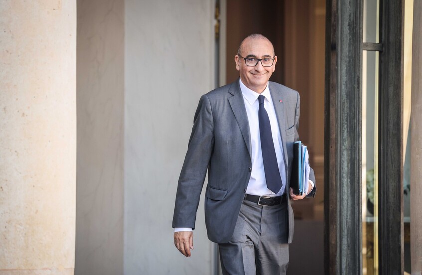 وزير الداخلية الفرنسي يربط محاولة تفجير "بنك أوف أمريكا" بالأزمة الإيرانية