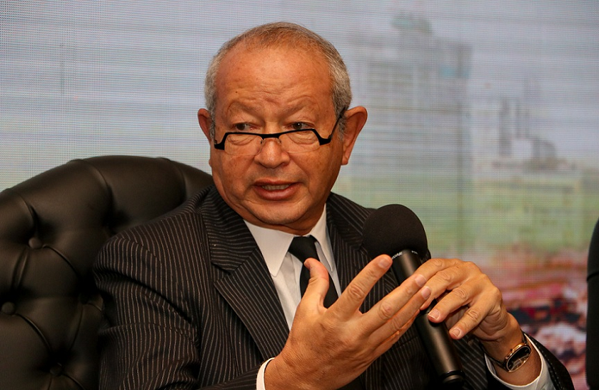 ساويرس يقترح حلا عمليا لحل أزمة الطاقة في مصر.. والسر في الكمبوندات