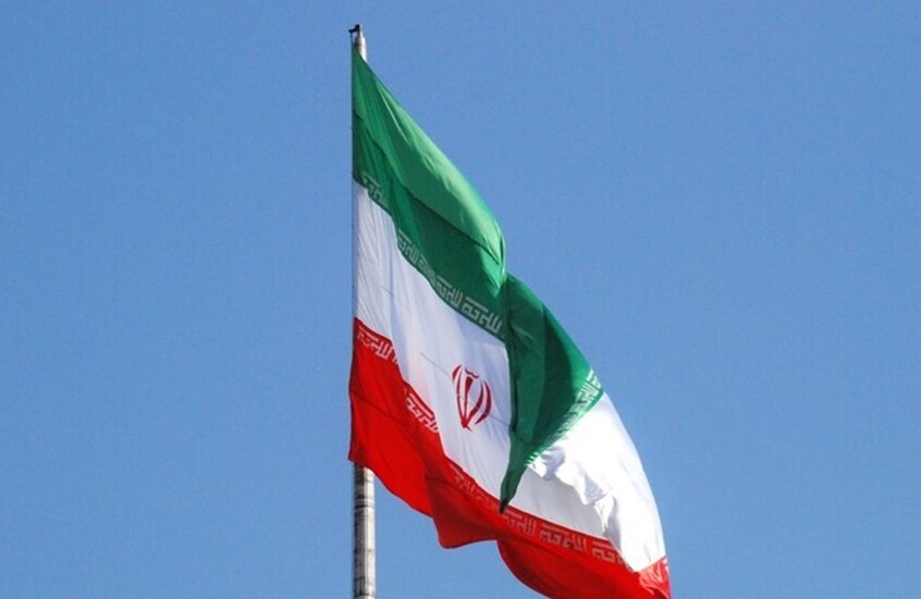 إيران تطالب بتوضيح من دولتين بالمنطقة تستخدمان مسيرة أسقطتها القوات المسلحة فوق مدينة شيراز (صور)