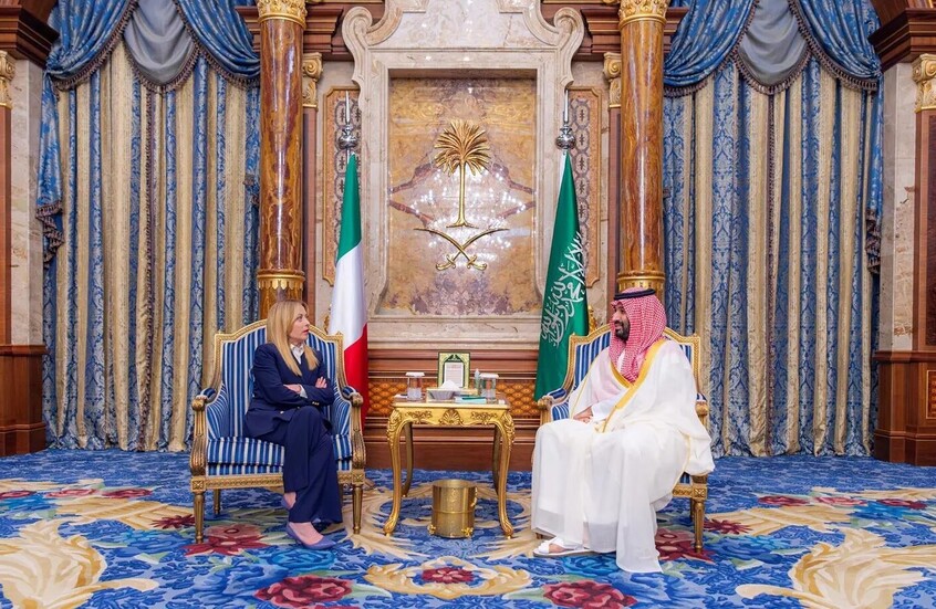 ولي العهد السعودي يستقبل رئيسة وزراء إيطاليا في جدة