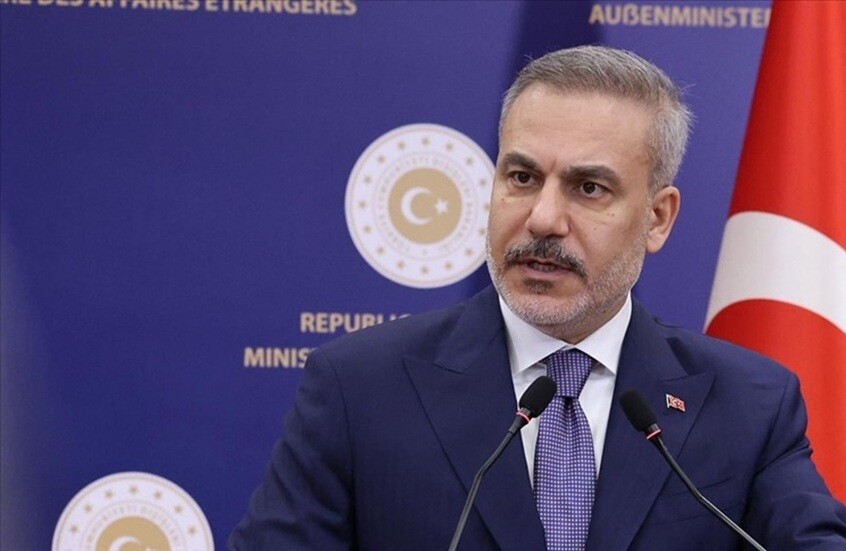 وزير الخارجية التركي يواصل اتصالاته الدبلوماسية لإنهاء الحرب على إيران