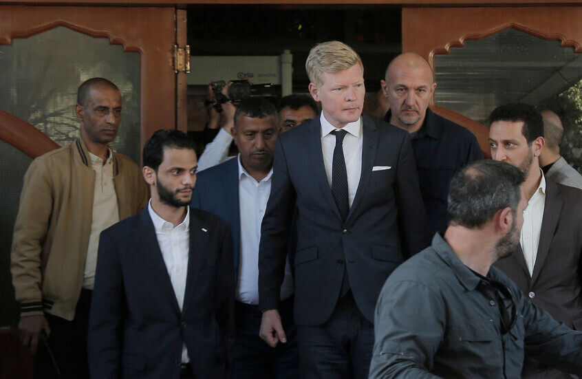 المبعوث الأممي يصل عدن لبحث تعزيز فرص السلام في اليمن