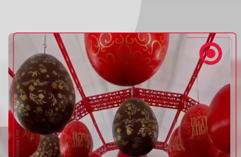 تزيين محطة مترو في موسكو بمناسبة عيد الفصح