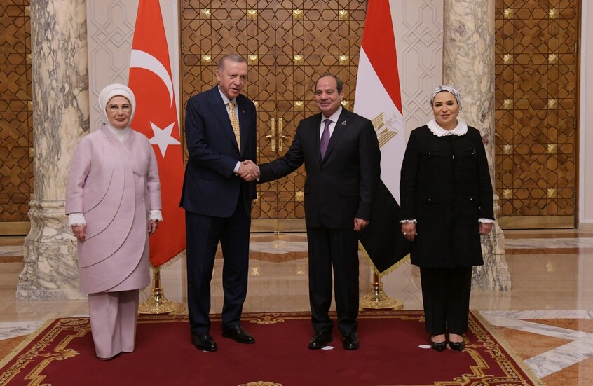 الإعلام العبري يرصد التقارب بين السيسي وأردوغان بعد الهجوم على إيران