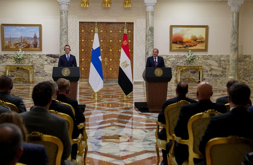 السيسي يحذر من تشتيت الانتباه عن الأوضاع في غزة والضفة
