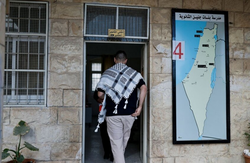 الفلسطينيون يدلون بأصواتهم في أول انتخابات بلدية منذ حرب غزة (صور)