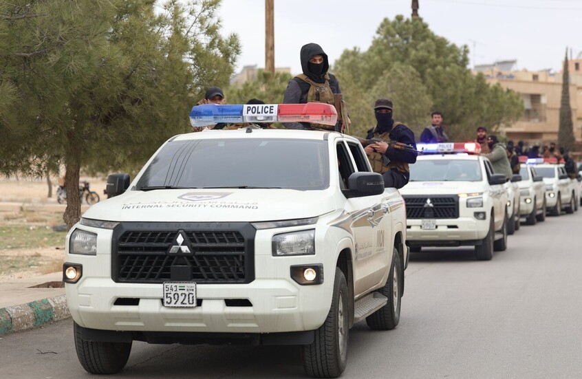 الداخلية السورية تعلن القبض على لواء من الدائرة الضيقة لبشار الأسد (صورة)