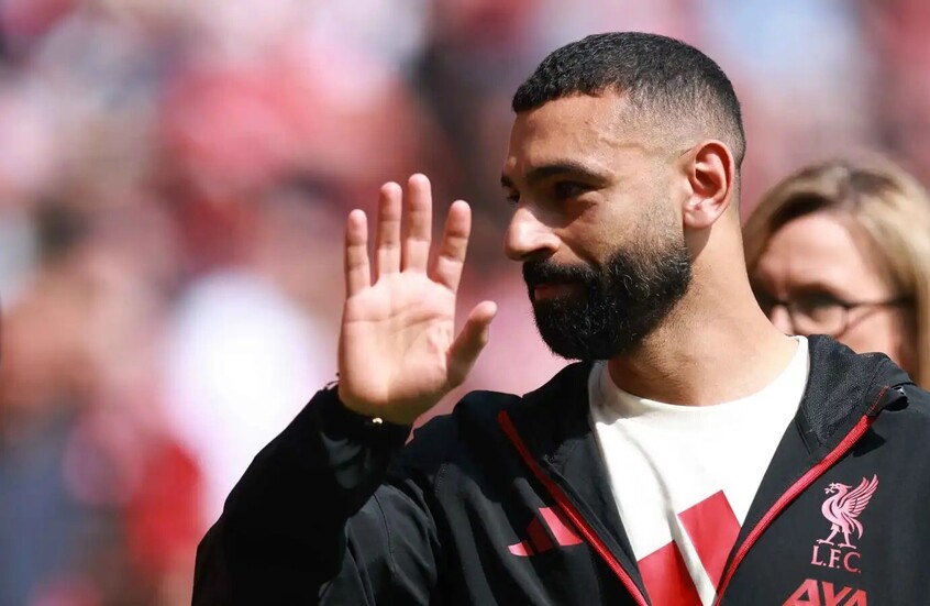 بأجوبة سريعة.. محمد صلاح يكشف كواليس مهمة في حياته (فيديو)