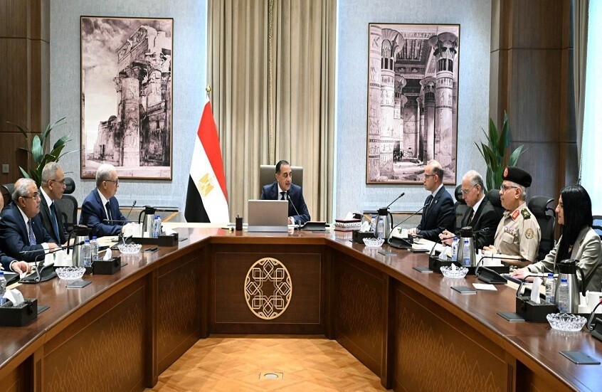 مصر تعتزم طرح شركات للقوات المسلحة في البورصة