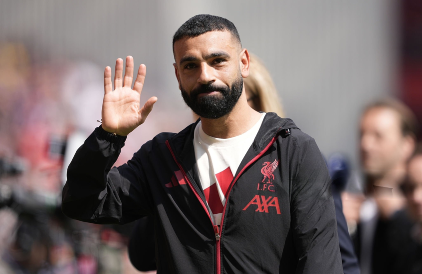 "ملك مصر".. ليفربول يودع محمد صلاح بجريدته الرسمية بطريقة خاصة (صورة)