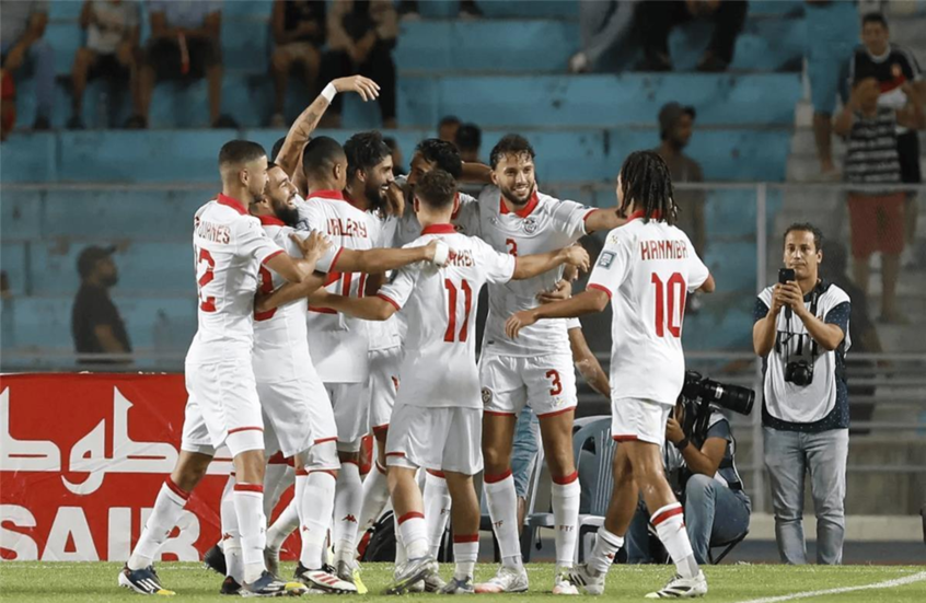 علي بن رمضان والجزيري أبرز المستبعدين.. لموشي يعلن قائمة منتخب تونس النهائية لكأس العالم