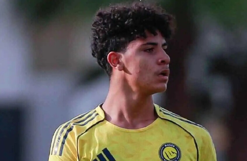 ما سبب غياب كريستيانو جونيور عن حضور مراسم تتويج رونالدو والنصر السعودي؟ (فيديو)