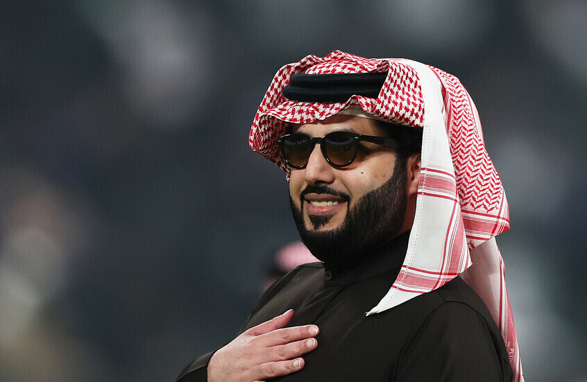 "مفاجأة مذهلة".. آل الشيخ يعلن من القاهرة التجهيز لحدث رياضي ضخم