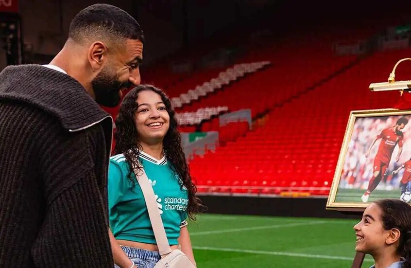 ابنة محمد صلاح تودع ليفربول على طريقتها الخاصة (فيديو)