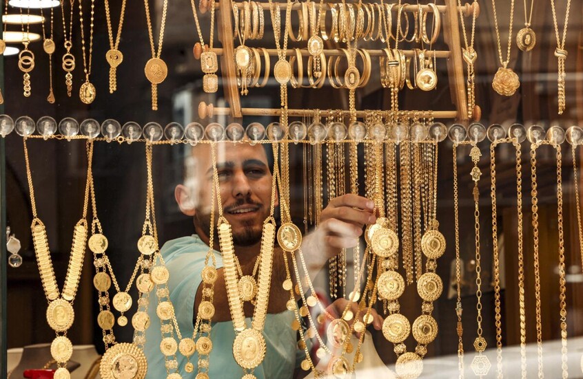 قوات الأمن المصري تحذر المواطنين بسبب الذهب