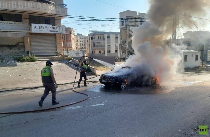 مراسلتنا: مقتل 3 أشخاص بغارة إسرائيلية استهدفت سيارة على طريق النبطية - الخردلي جنوب لبنان