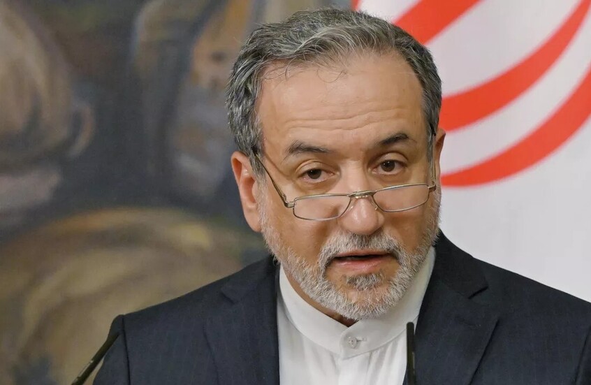 عراقجي: طهران وواشنطن تدرسان النصوص وتضعان اللمسات النهائية للاتفاق