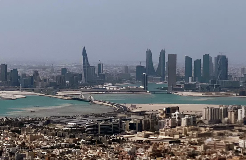 سفير البحرين: الظروف الراهنة في الشرق الأوسط لا تسمح باستئناف تحضيرات القمة الروسية العربية