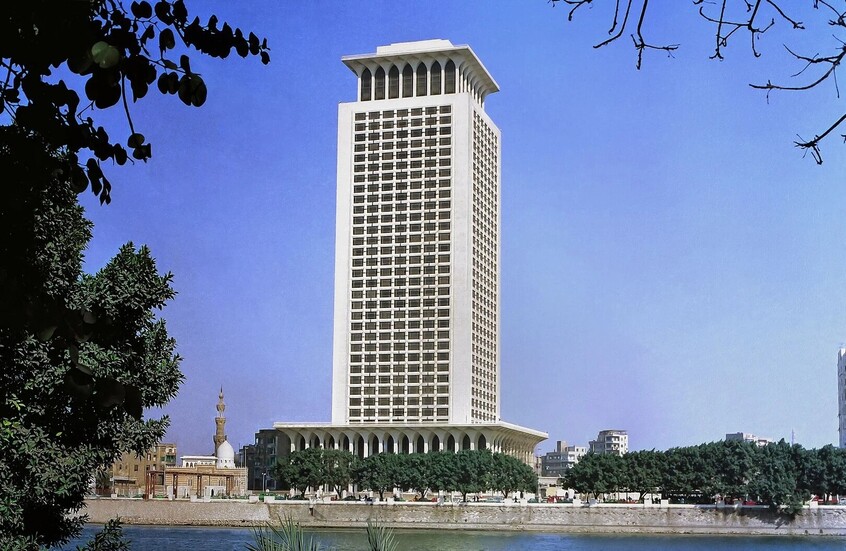مصر تندد بالهجمات الإيرانية على الكويت والبحرين