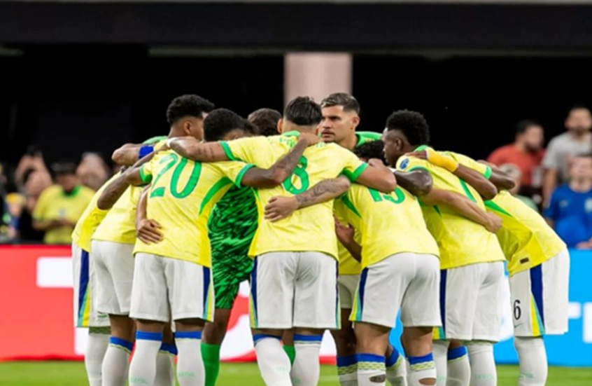 "الفيفا" يعلن عن الطاقم التحكيمي لمباراة المغرب ضد البرازيل في كأس العالم