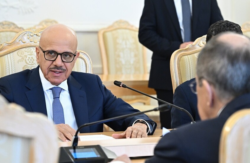 الزياني للافروف: روسيا تلعب دورا مهما في وقف التصعيد في الشرق الأوسط