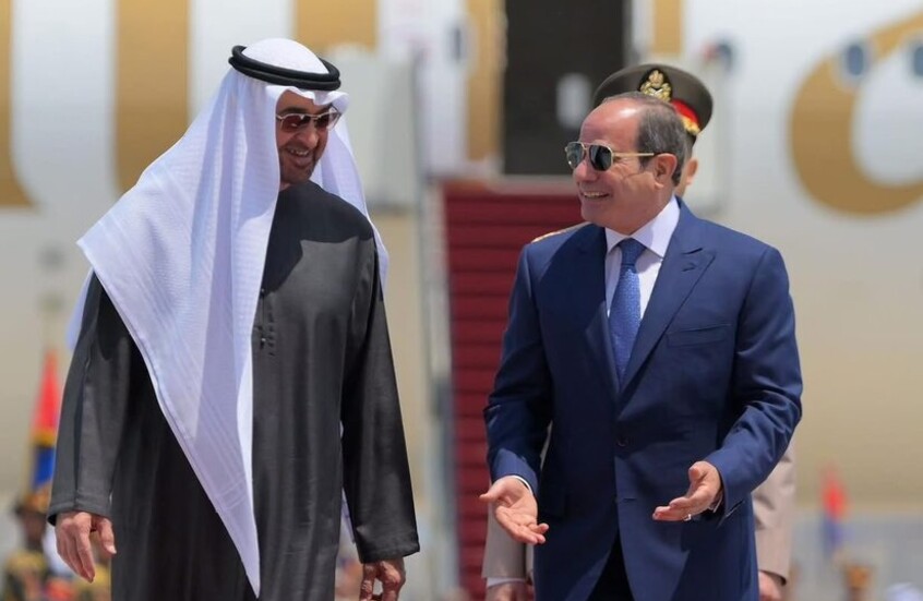 سفير الإمارات يكشف دلالات زيارة محمد بن زايد المفاجئة إلى مصر