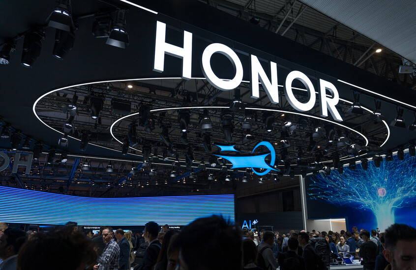 Honor تطلق هاتفا بمواصفات ممتازة وسعر منافس