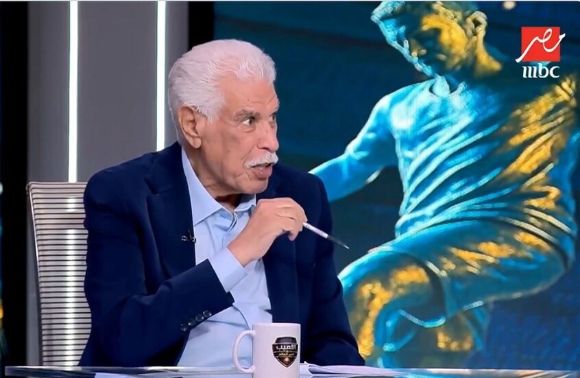 المعلم حسن شحاته يعلق على تغيير صلاح ويفتح النار على مرموش (فيديو)