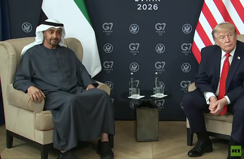 لطيف ووسيم.. ترامب يبدي إعجابه بمراسل إماراتي ويصف الإعلاميين الأمريكيين باللئيمين للغاية (فيديو)