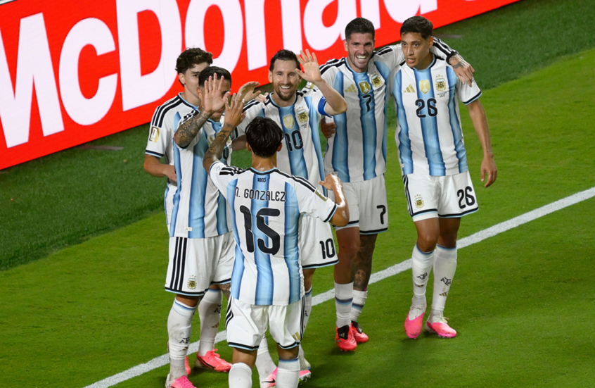 تشكيلة منتخب الأرجنتين الأساسية لمواجهة النمسا