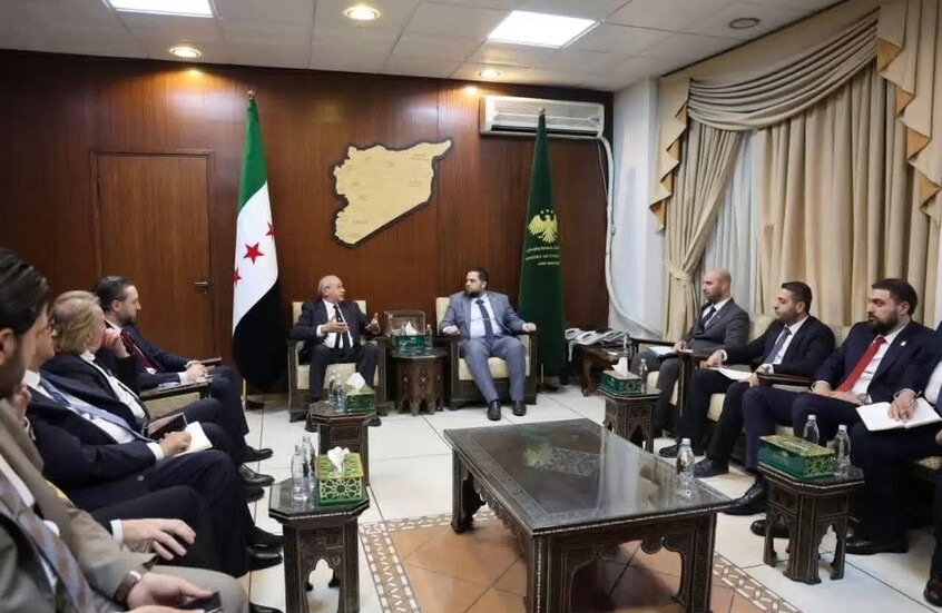 ساويرس يبحث مع وزير الإسكان السوري فرص الاستثمار في سوريا