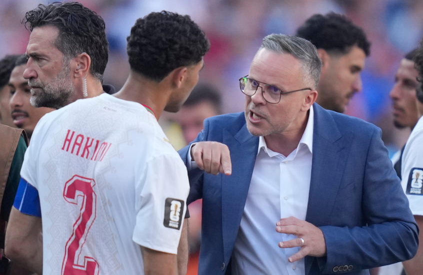 "هدفنا التتويج بكأس العالم".. أول تعليق من محمد وهبي بعد تأهل المغرب لدور الـ32