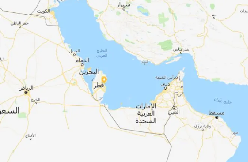 لغز المقذوف المجهول جنوب "دقم" العُماني.. من يقف خلف استهداف سفينة جديدة في بحر العرب؟