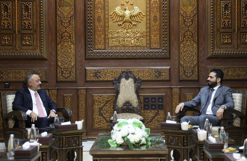 سوريا.. وزير الداخلية يبحث مع السفير التركي تعزيز التعاون الأمني وتطوير آليات العمل المشترك