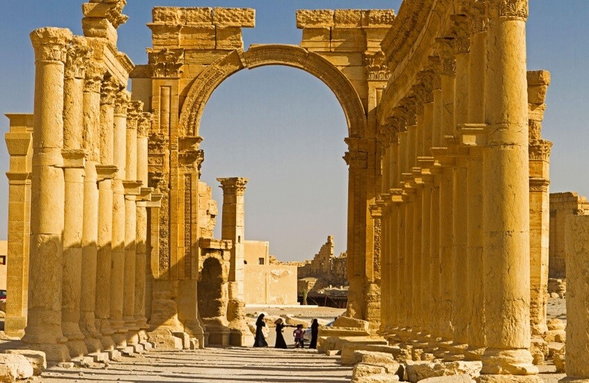 علماء آثار من بطرسبورغ يرقمنون معالم أفريقيا والعالم الإسلامي لحمايتها من الاندثار
