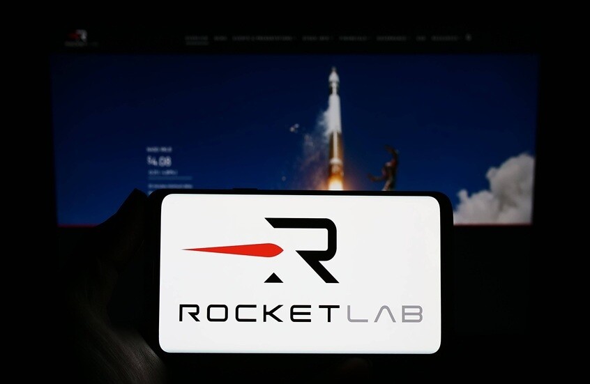 Rocket Lab تستحوذ على شركة مشغلة للأقمار الصناعية