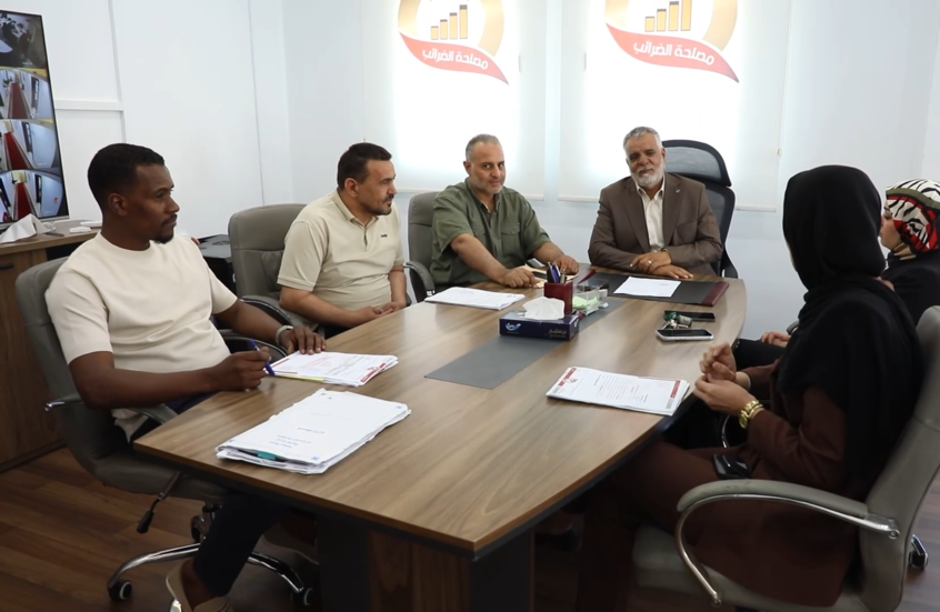 مسؤول ليبي لـ RT: الضرائب أصبحت ثاني أكبر مصدر دخل للدولة بعد النفط