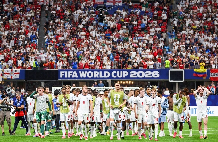 صفقة قياسية.. مانشستر سيتي يعلن رسميا ضم أغلى لاعب إنجليزي