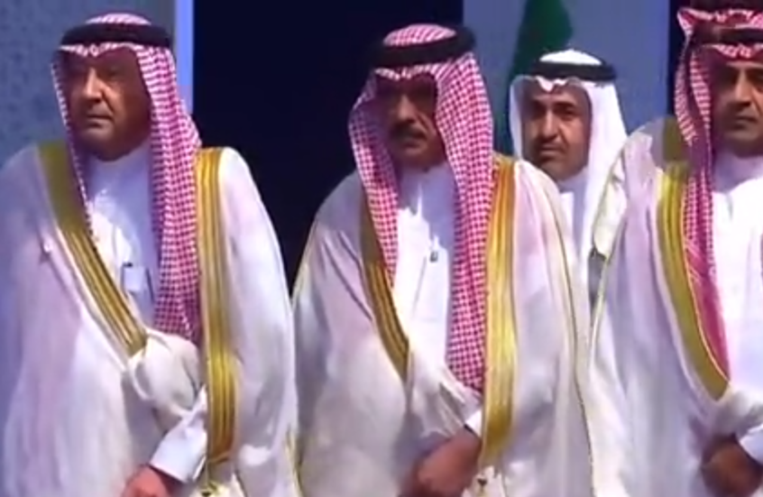 وفد سعودي رسمي يشارك في مراسم تشييع خامنئي (فيديوهات)