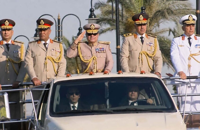 الجيش المصري يوجه رسالة حاسمة لـ "الأشقاء" خلال عرض عسكري مهيب